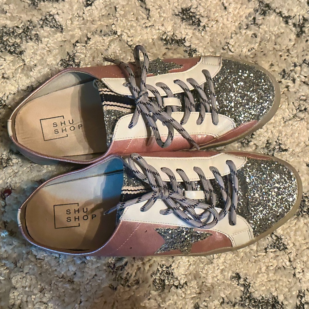 ShuShop size 9